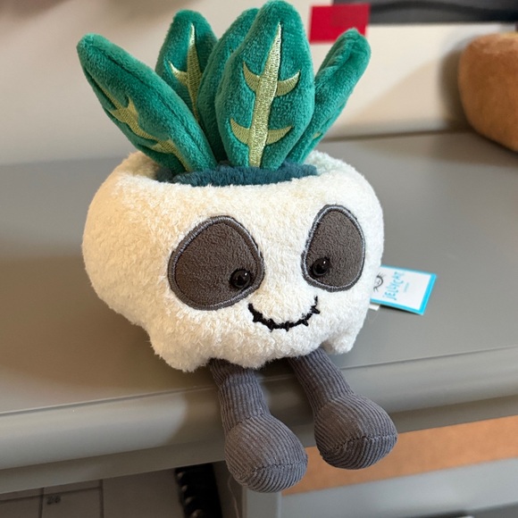 💀 Authentic Jellycat Amuseables Skull Planter - Picture 3 of 6